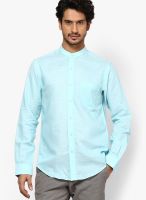 Wills Lifestyle Blue Solid Casual Shirt