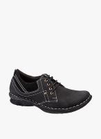 Yepme Black Loafers