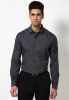 Wills_Lifestyle_Black_Slim_Fit_Form.jpg