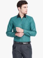 Mark Taylor Green Checked Slim Fit Formal Shirt