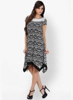 Fusion Beats Black Colored Printed Shift Dress