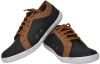 Contablue_Merica_Sneakers_1.jpg