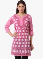 Saadgi Pink Embroidered Kurta