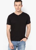 Cherymoya Black Solid V Neck T-Shirts