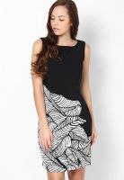 Raindrops Black Colored Printed Shift Dress