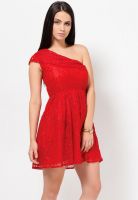 The Vanca Sleeve Less Solids Red Dress