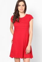 MB Red Colored Solid Shift Dress