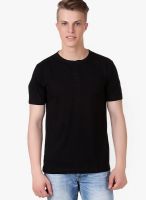 Aventura Outfitters Black Solid Henley T-Shirts