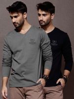 Roadster Solid Men's V-neck Black T-Shirt(Pack of 2)