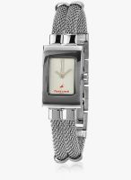 Fastrack Ne2049Sm09-D504 Silver/White Analog Watch