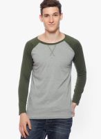 Gritstones Grey Solid Round Neck T-Shirts