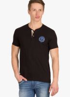 Wilkins & Tuscany Black Solid Henley T-Shirts