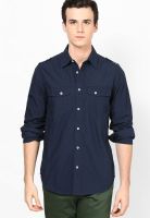 Giordano Solid Blue Slim Fit Casual Shirt