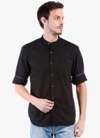 Highlander Black Solid Slim Fit Casual Shirt