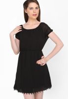 Globus Black Colored Solid Shift Dress