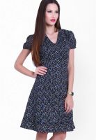 The gud look Black Colored Printed Shift Dress