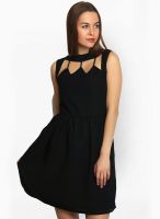 Belle Fille Black Colored Solid Shift Dress