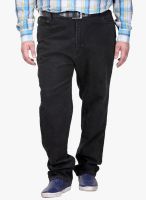 Pluss Solid Black Regular Fit Jeans