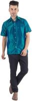Scot Wilson Men's Solid Casual Dark Blue Shirt