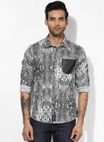 Tiktauli De Corps. Black Printed Regular Fit Casual Shirt