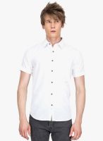 DERBY JEANS COMMUNITY White Solid Slim Fit Casual Shirt