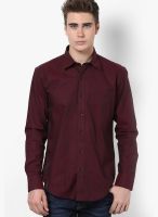 Monteil & Munero Solid Maroon Casual Shirt