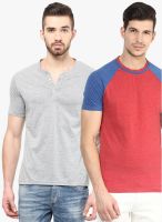 Yellow Submarine Pack Of 2 Solid Grey And Red Round Neck T-Shirt