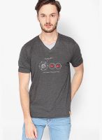 Campus Sutra Charcoal Grey Printed V Neck T-Shirt