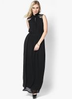 Femella Black Colored Solid Maxi Dress