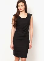 Only Black Colored Solid Bodycon Dress