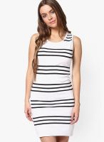 The gud look White Colored Printed Bodycon Dress
