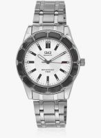 Q&Q Kv98j202y-Sor Silver/Black Analog Watch