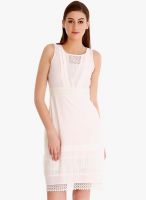 109F White Solid Shift Dress