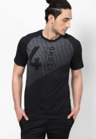 Reebok Outlin Grphic Crew Neck T Shirt