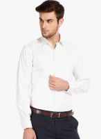 Black Coffee White Solid Slim Fit Formal Shirt