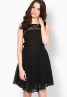 MB Black Colored Solid Shift Dress