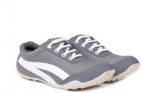 TEN Walking Shoes(White, Grey)
