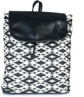 Ayeshu Bags Martina 1.5 L Standard 2.5 L Backpack(Black)