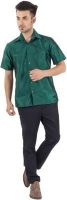 Warrior Men's Self Design Casual Green Shirt