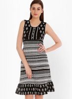 Fusion Beats Black Colored Printed Skater Dress