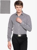 Mark Taylor Black Checks Slim Fit Formal Shirt