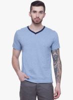 Alley Men Blue Solid V Neck T-Shirt
