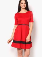 Harpa Red Solid Dress