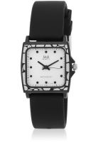 Q&Q Gt71J008Y Black/White Analog Watch