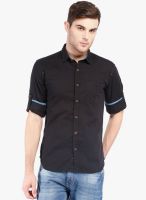 Highlander Black Solid Slim Fit Casual Shirt