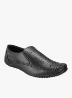 Yepme Black Loafers