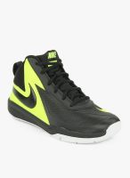 Nike Team Hustle D 7 (Gs) Black Basketball Shoes