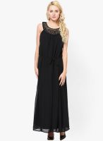 Rose Vanessa Black Colored Embellished Maxi Dress