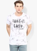 United Colors of Benetton White Solid Round Neck T-Shirts