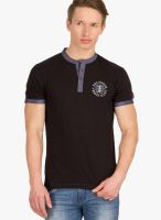 Wilkins & Tuscany Black Solid Henley T-Shirts